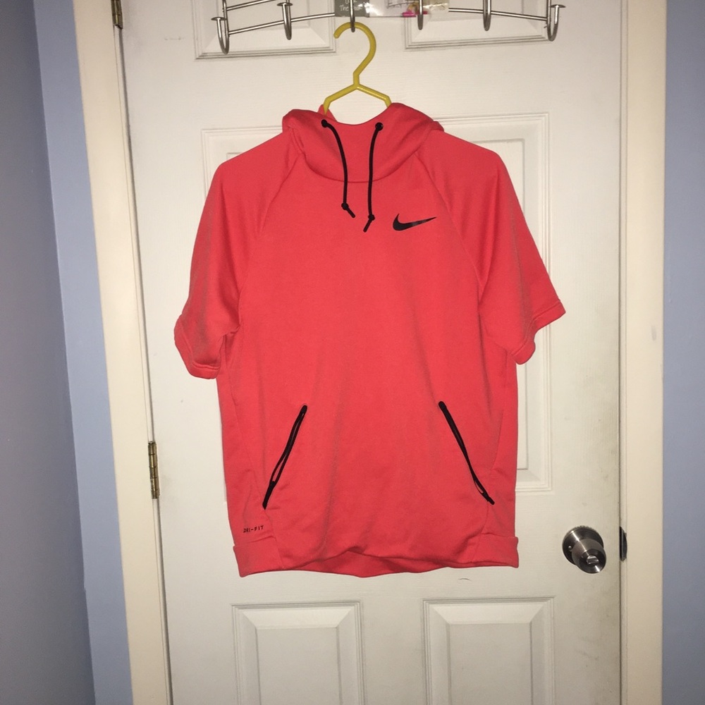 Nike shirt sleeve training hoodie